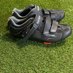 NEW Men’s Tomimaso Black Cycling Shoes